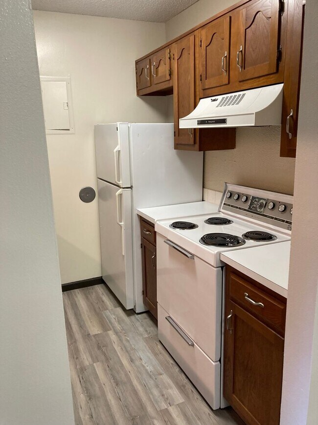 Building Photo - SW 1 bedroom 1 bath apartment for rent