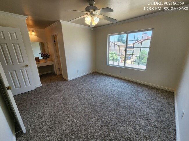 Building Photo - Price Lowered! Fontana 3 Bedroom Home