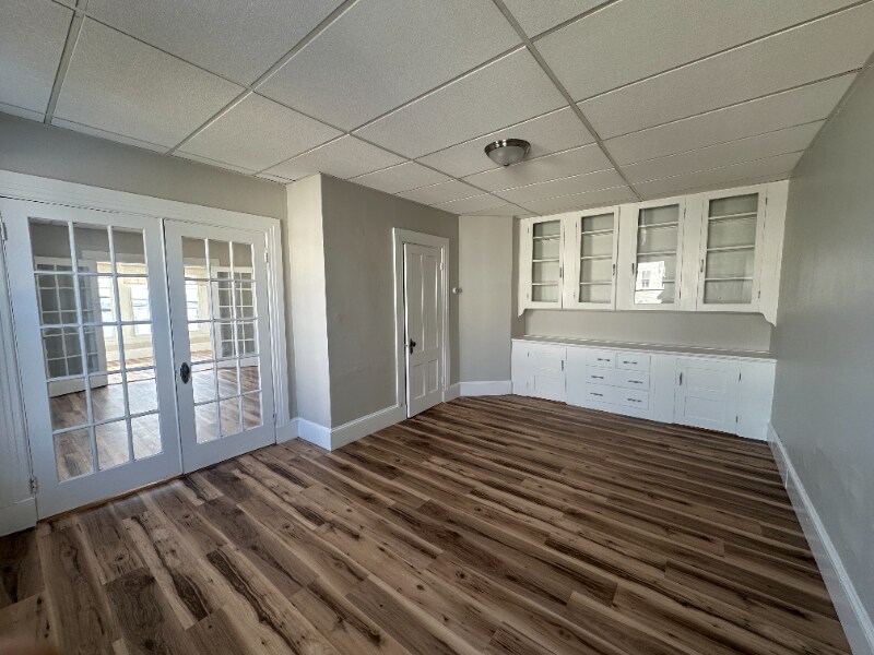 Building Photo - 34 Brook St