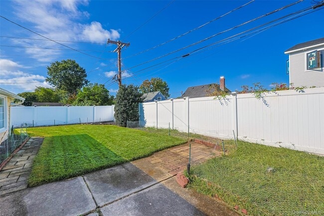 Building Photo - 80 Cypress Ln E