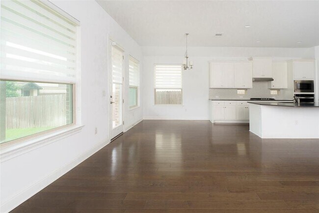 Building Photo - 3810 Brushy Creek Rd
