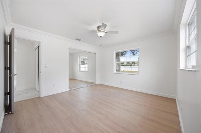 Building Photo - 1817 Oregon Ave NE