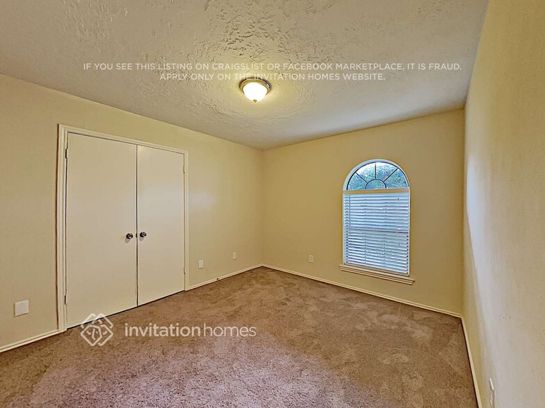 Building Photo - 4009 Eagle Pass