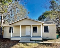 Building Photo - Biloxi 3 Bedroom