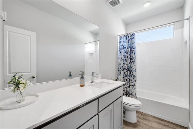Building Photo - 14633 Caelum Dr