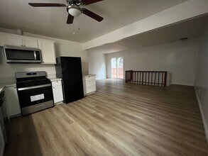 Building Photo - 3205-3207 42nd St.