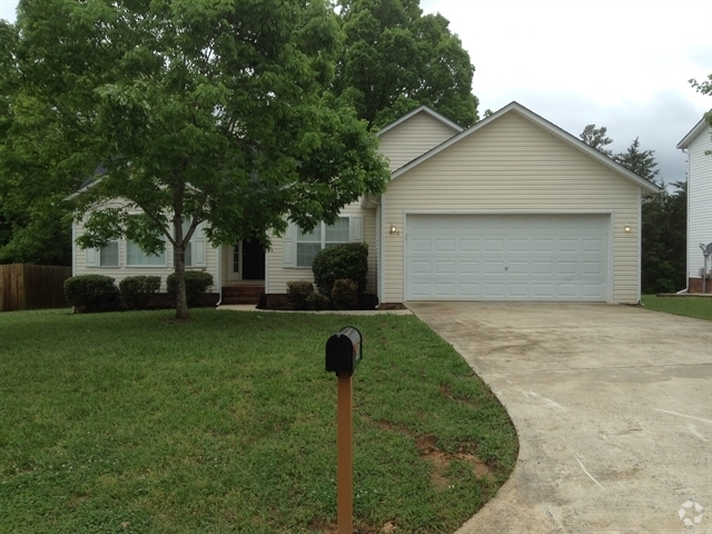 Building Photo - 976 Scottland Dr