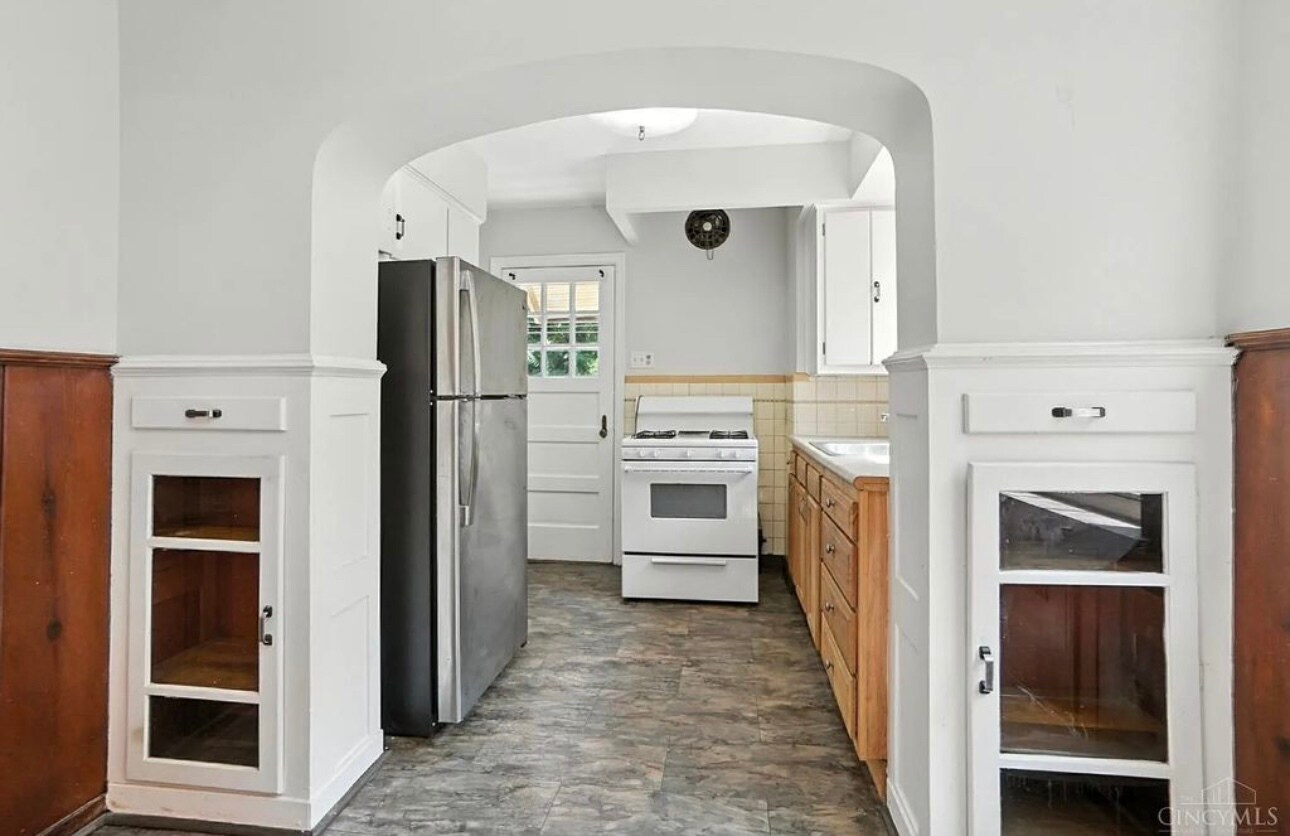 Kitchen - 6256 Rogers Park Pl