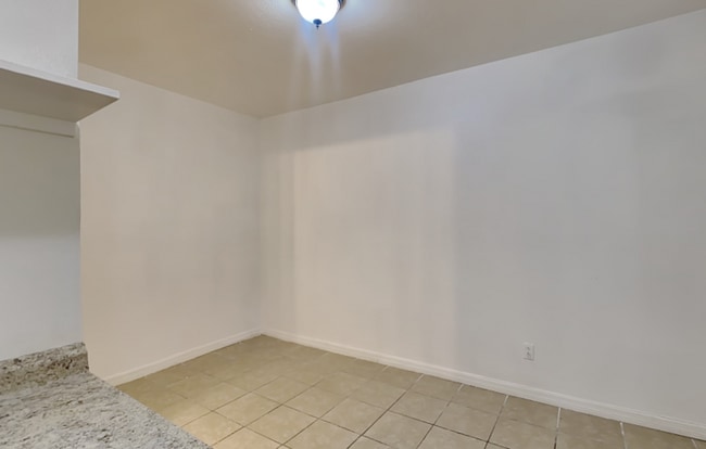 Building Photo - 1431 Seminola Blvd