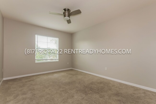 Building Photo - 3943 Claybrook Dr