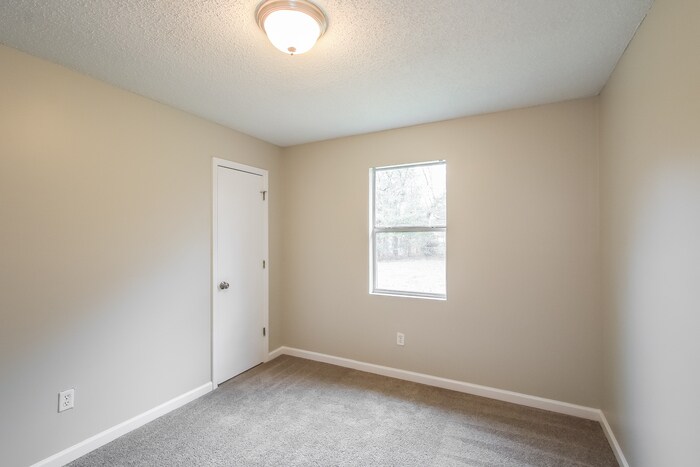 Building Photo - 3404 Nance Blvd