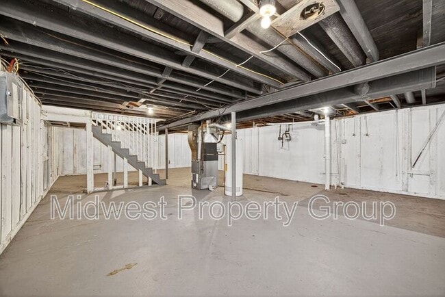 Building Photo - 813 Lynn Haven Ln