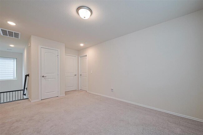 Building Photo - 3414 Signor Dr
