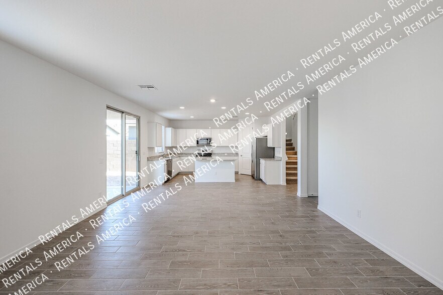 Building Photo - 9344 E Spiral Ave