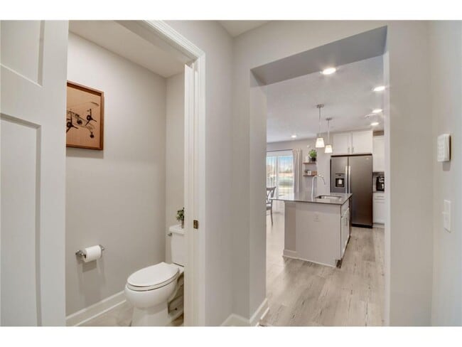 Building Photo - 1203 Lower 143rd St E