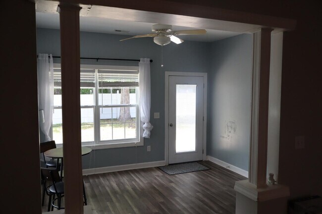 Building Photo - 130 Ashworth Dr