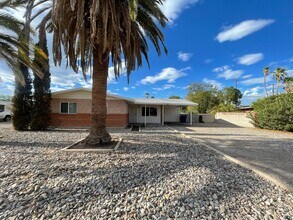 Building Photo - Remodeled Hidden Gem!