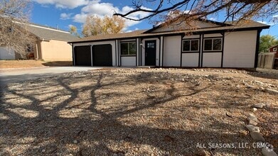 Building Photo - 966 Candlestar Loop S