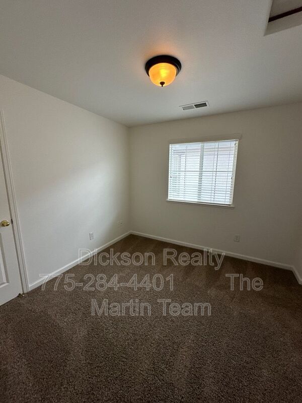 Building Photo - 3843 Dominus Dr