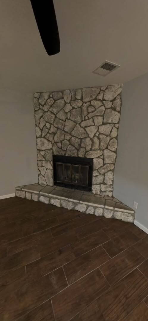 Building Photo - "Charming 3-Bedroom Haven with 2 Baths in the Heart of Orange Park – 1684 Sq Ft of Comfort!"