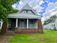 Building Photo - 404 E Virginia St