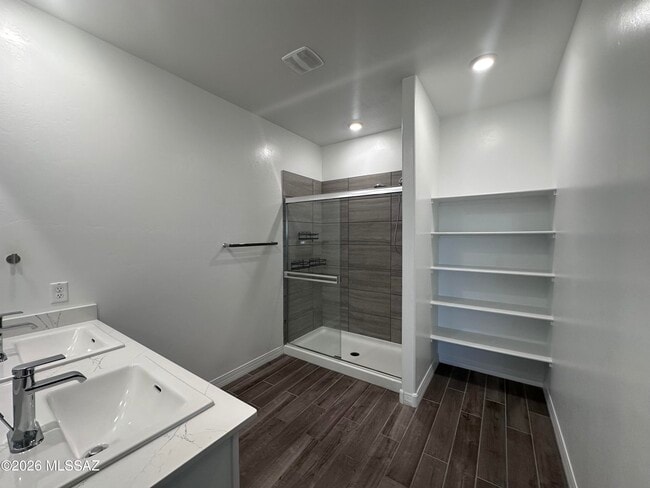 Building Photo - 5497 W Summer Vw Dr