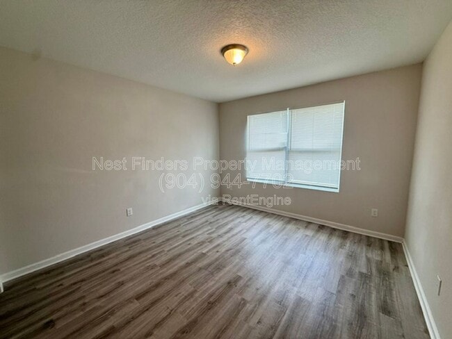Building Photo - 9121 Western Way