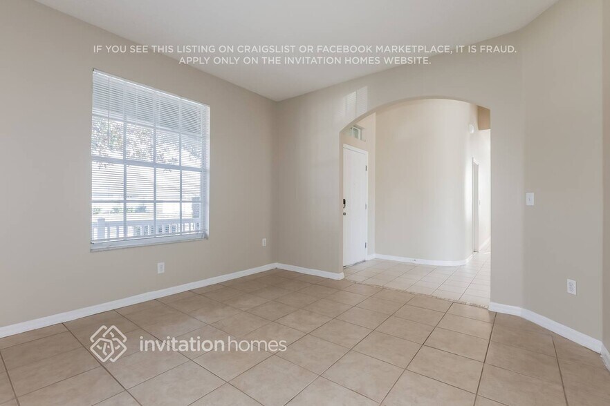 Building Photo - 12820 Standbridge Dr