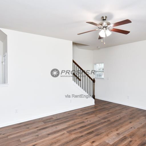 Building Photo - 248 Elmhaven Dr