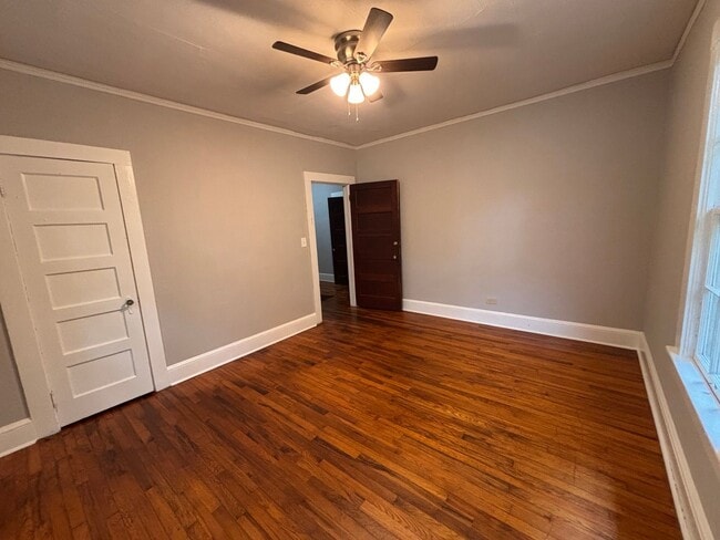 Building Photo - 3 Bedroom, 1 Bath home in West Rome!