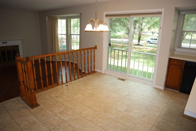 Building Photo - Gorgeous Single Family Home in Gaithersburg