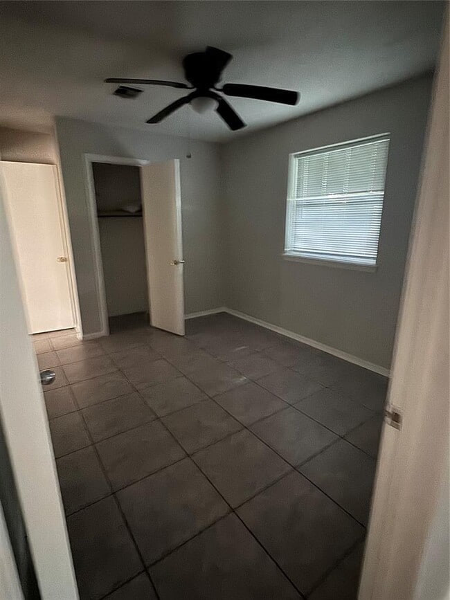 Building Photo - 5 NE 3rd St