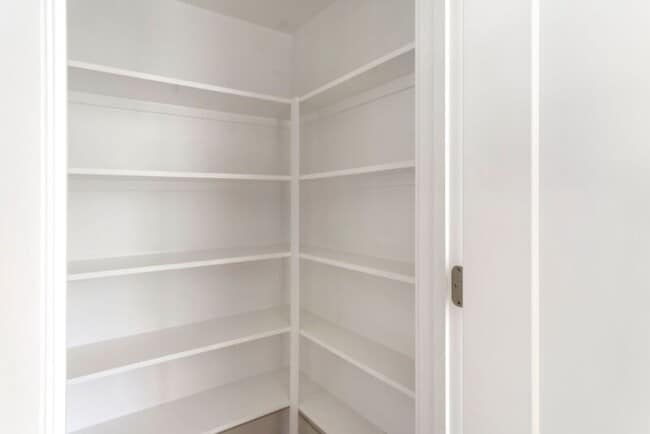 Building Photo - 981- 987 Fifth Street SW