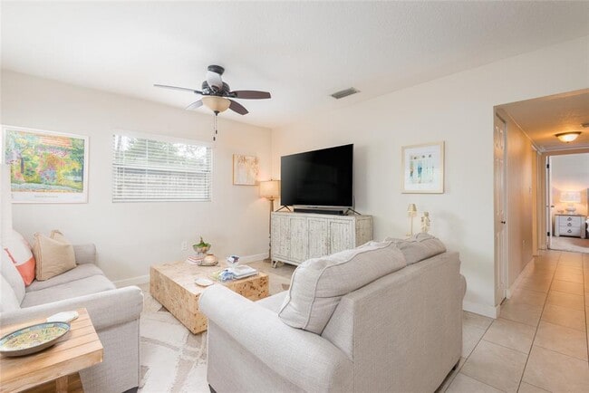 Building Photo - 2407 S Harold Ave