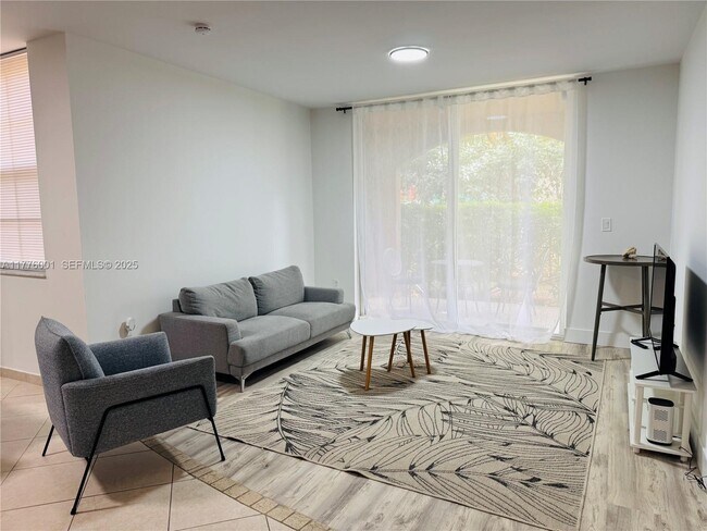 Building Photo - 19555 E Country Club Dr