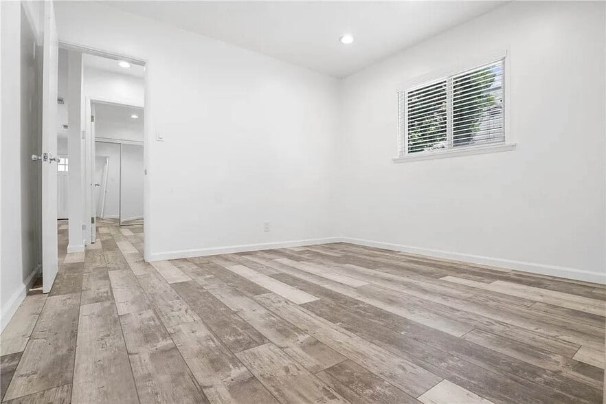 One of 4 bright and spacious bedrooms - 1500 Voorhees Ave