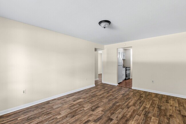 Building Photo - 1707 Valley Forge Way