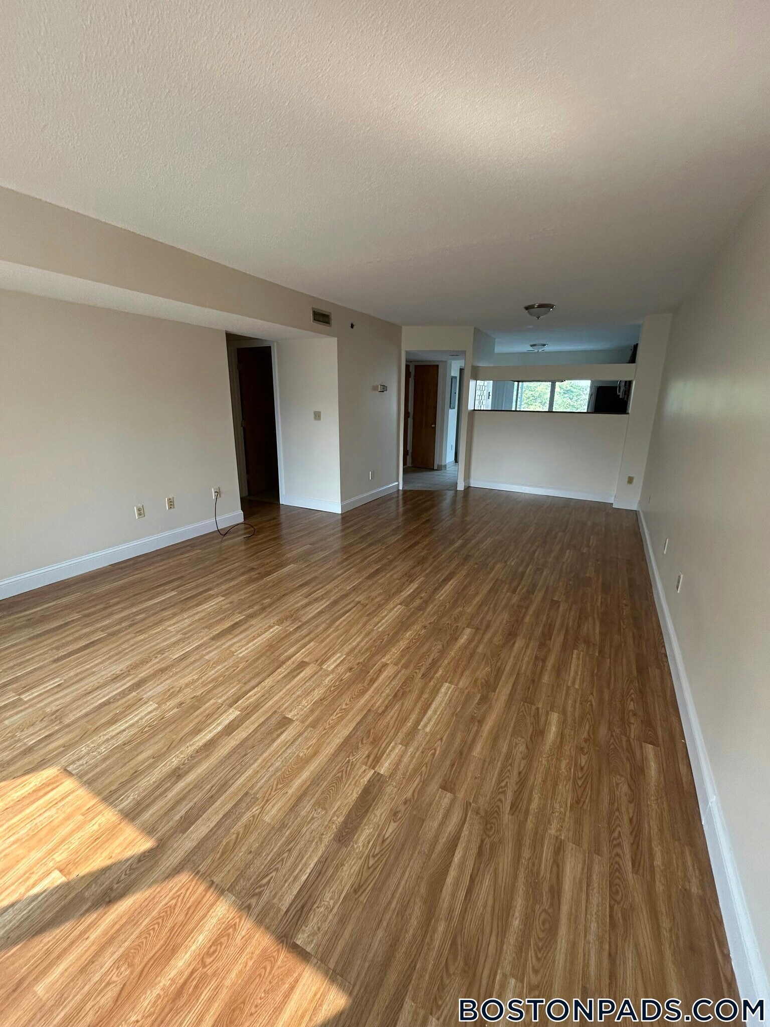 Building Photo - 148 N Beacon St