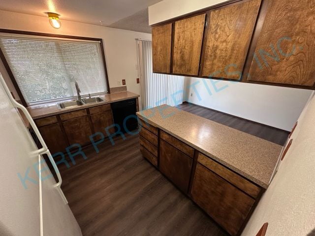 Building Photo - Charming 3-Bed Oasis with 2 Full Baths in Gresham – Perfectly Cozy at 1088 Sq Ft!