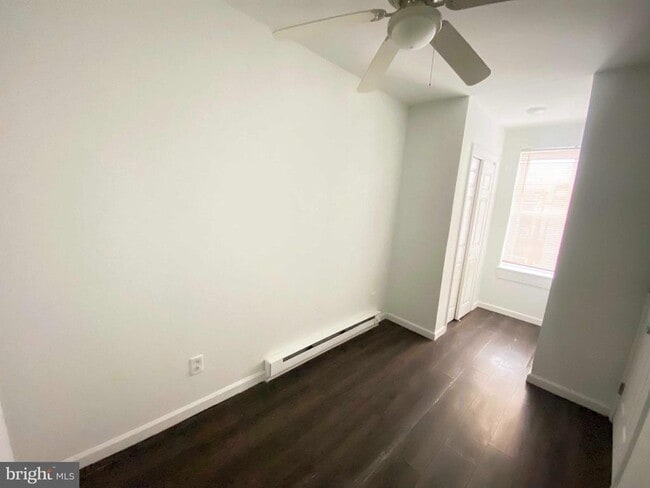 Building Photo - 3329 Malta St