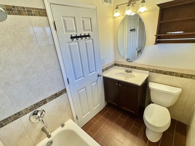 Building Photo - 9038 Niles Center Rd