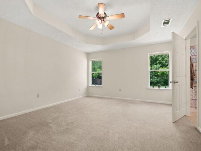 Building Photo - 122 Mayhaw St
