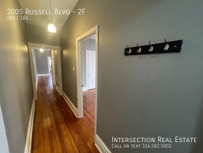 Building Photo - 2005 Russell Blvd