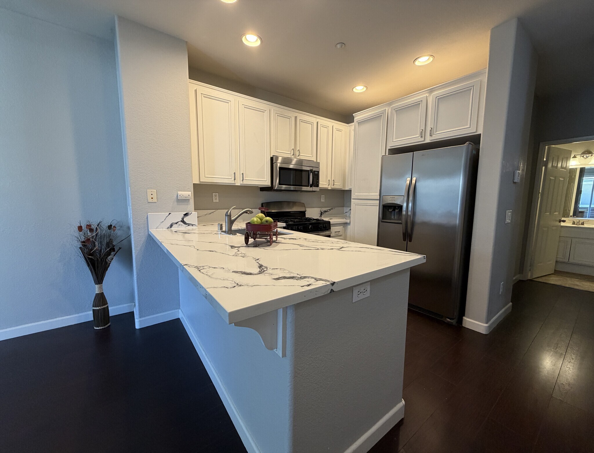 Building Photo - 16910 Bixby St