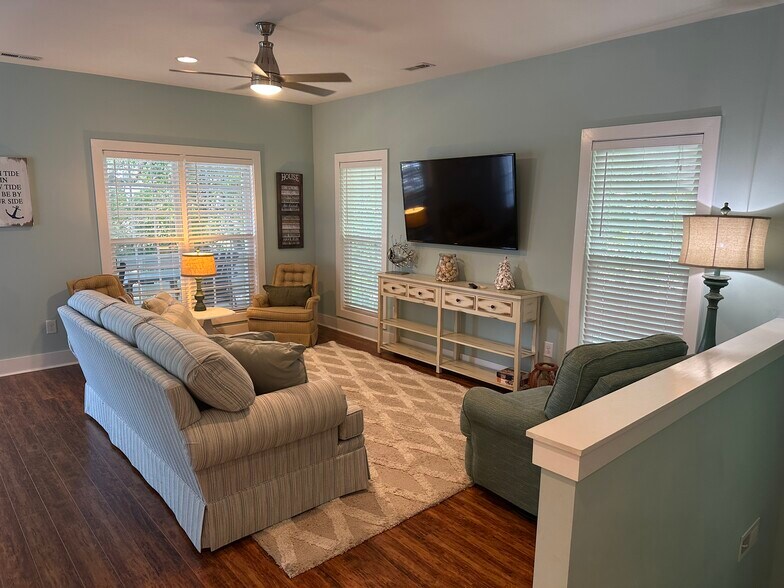 Building Photo - 5191 Horry Dr