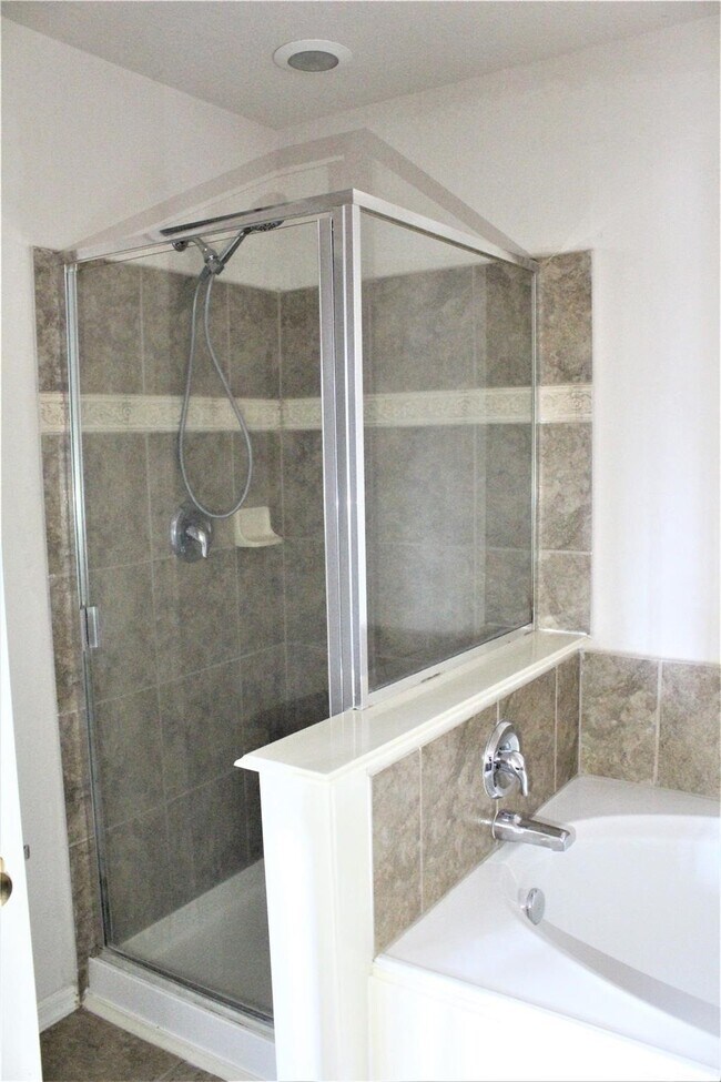 Building Photo - 3006 Teak Forest Trail