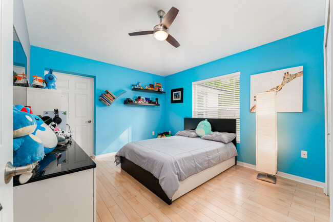 Building Photo - 27351 Golf Course Loop