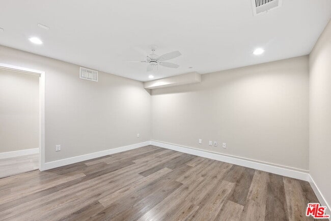 Building Photo - 4374 Paxton Pl