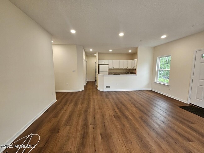 Building Photo - 3501 Scarecrow Ct