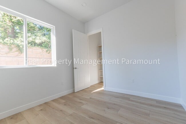 Building Photo - 3 Bed 2 Bath for rent